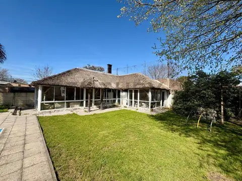 Casa en venta en Brandsen de 4 dormitorios