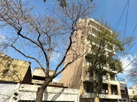 Cochera Cubierta en Alquiler en Villa Urquiza - Súper Cómoda