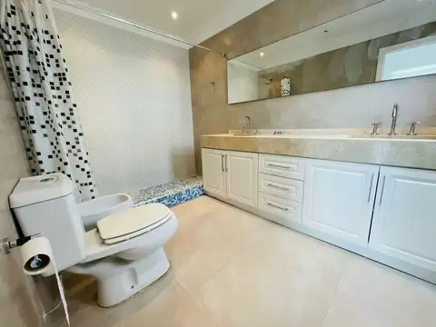 Casa en Venta en Los Lagos 3 dormitorios, Nordelta 100