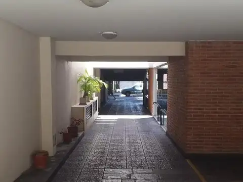 VENTA 2 COCHERAS CENTRO MARTINEZ