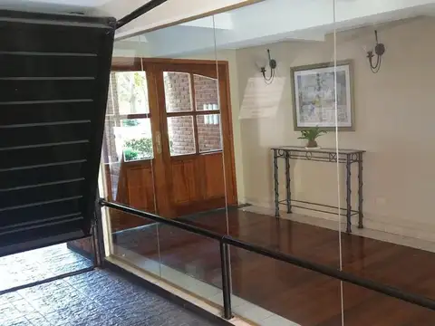 VENTA 2 COCHERAS CENTRO MARTINEZ