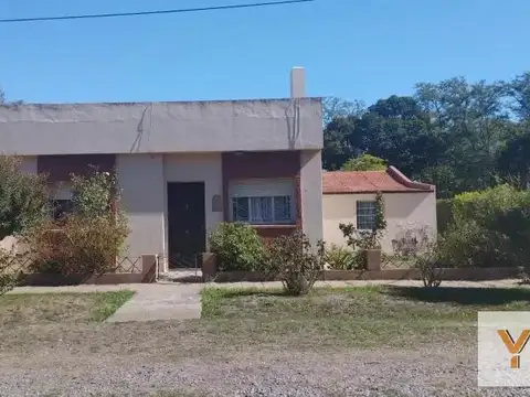 Casa en venta - 3 Dormitorios 2 Baños - 900Mts2 - Chacabuco