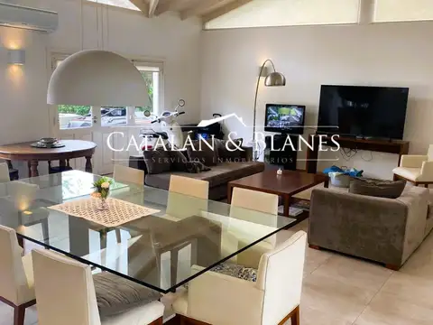 Quinta en Venta con 4 cocheras