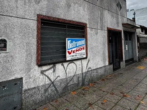 CASA EN VENTA - MERLO CENTRO