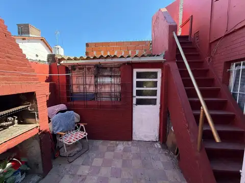 Depto Tipo Casa en Venta 76 años