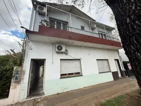 Oportunidad  Amplio Ph zona residencial 2 dormitorios para refaccionar