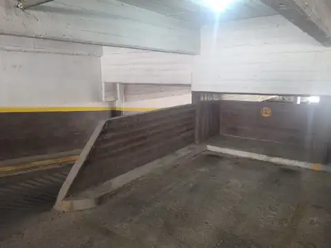 Venta cochera en Microcentro