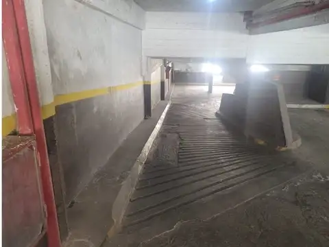 Venta cochera en Microcentro