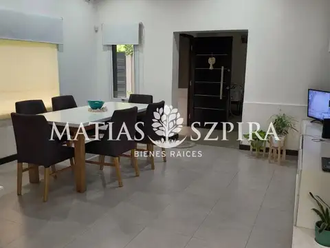 Casa en Alquiler en Barrio Parque Leloir, USD 2.500