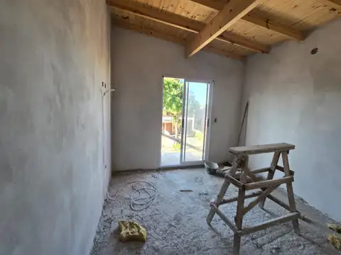 Casa 3 ambientes con 1 baño