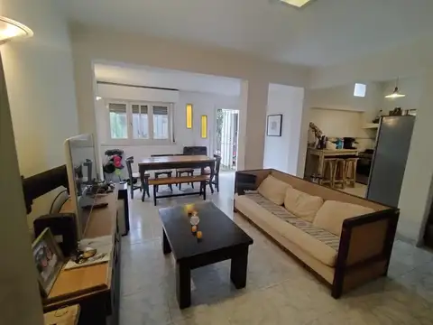 Depto Tipo Casa en Alquiler de 2 dormitorios