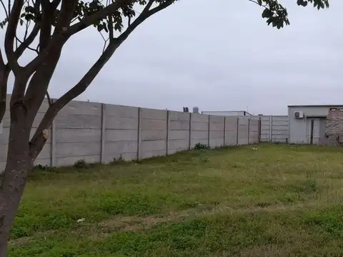 VENTA DE LOTE/BARRIO MORA