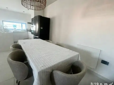 HERMOSA CASA EN VENTA  Barrio Rucatehuensen