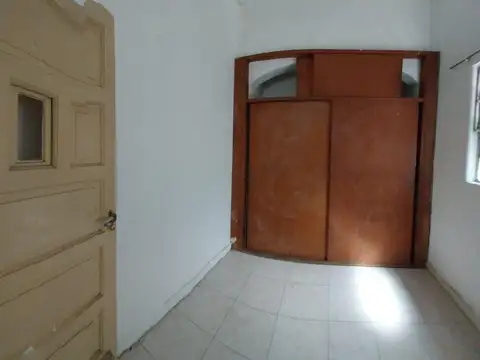 Depto Tipo Casa en Alquiler en Villa Ballester, $ 400.000