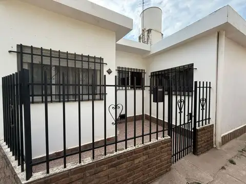 VENTA CASA 2 DORMITORIOS - UNQUILLO