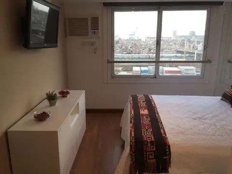 Av Del Libertador al 700 entre Libertad y Montevideo