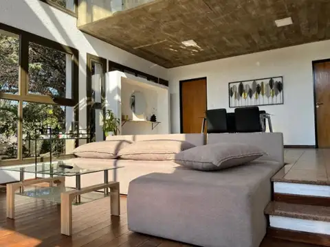 Casa en Alquiler de 4 dormitorios