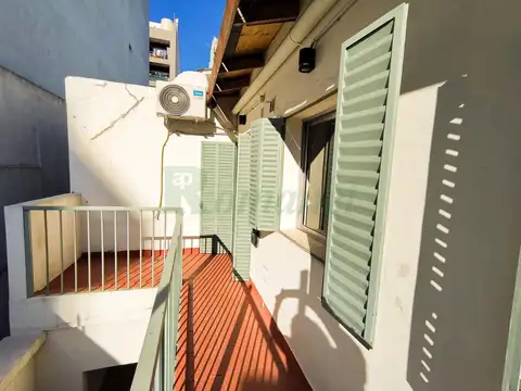 Depto Tipo Casa en Alquiler de 4 dormitorios