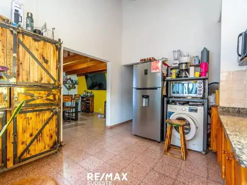 Casa 4 ambientes con 1 baño