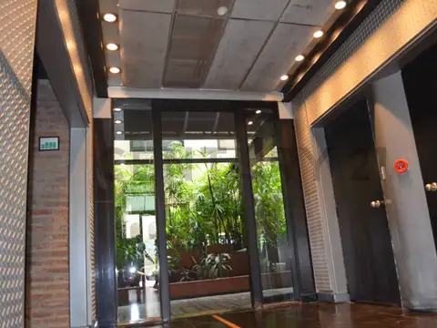 Alicia Moreau de Justo 1000, Piso 0