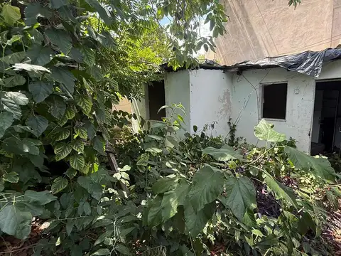 Casa 4 ambientes con 1 baño