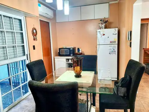 Depto Tipo Casa en Venta de 3 ambientes