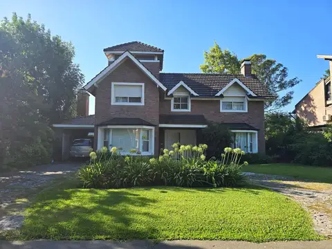 Casa en alquiler en Village Golf