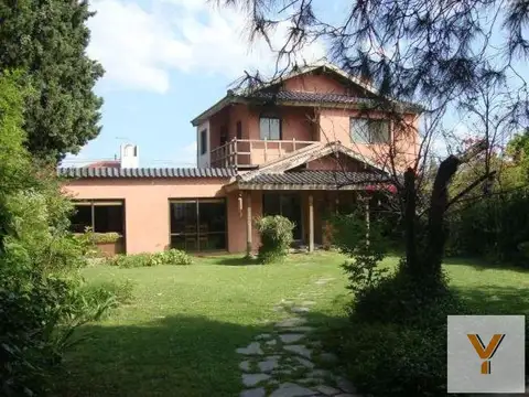Casa en Venta en Burzaco, Partido de Almirante Brown