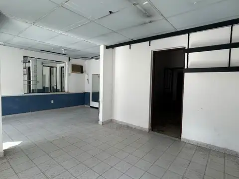 Casa 7 ambientes con 3 baños