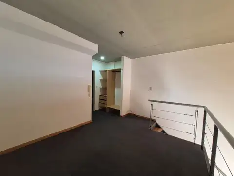 DEPTO DÚPLEX 2 AMB C/BCÓN EN 2 PLANTAS 55M2 BAÑO Y TOILETTE