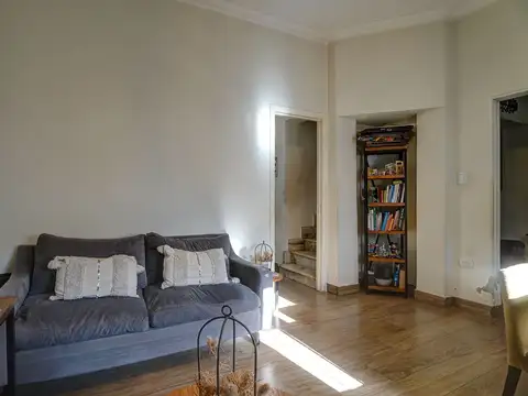 Depto Tipo Casa en Venta de 4 ambientes