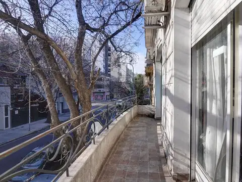 Depto Tipo Casa 4 ambientes con 2 baños