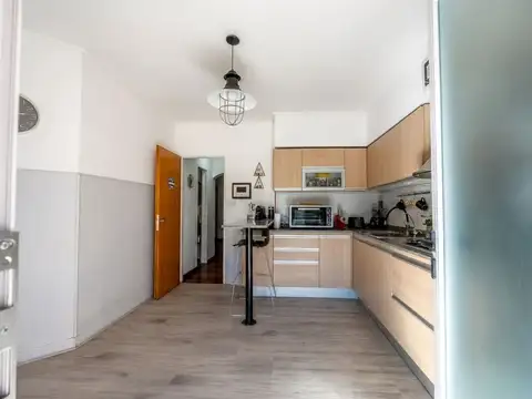 Depto Tipo Casa en Venta con 2 cocheras