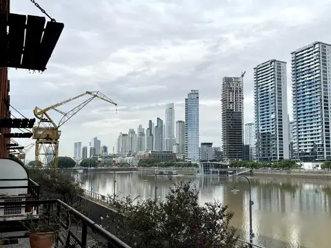 Venta Oficina en Puerto Madero con cochera y vista panorámica