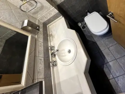 Venta Oficina en Puerto Madero con cochera y vista panorámica