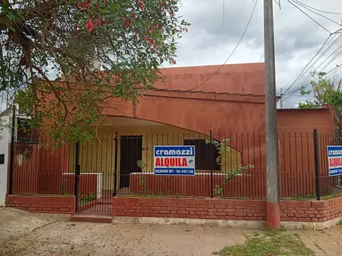 CASA EN ALQUILER