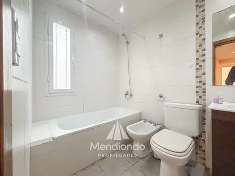 Depto Tipo Casa en Alquiler de 2 dormitorios