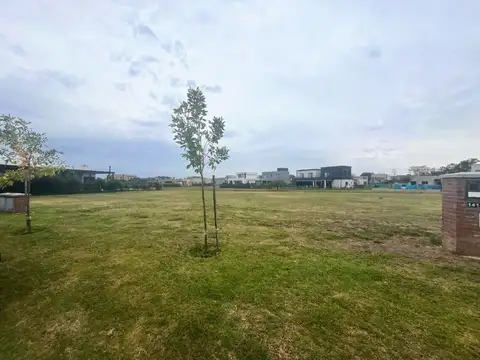 Terreno en Venta en Pilar del Este - Santa Lucia, USD 49.900