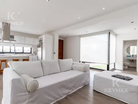 Casa en Alquiler en Pilar del Este - Santa Elena, USD 1.800