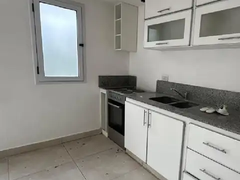 Departamento en Alquiler en El Aljibe, $ 650.000