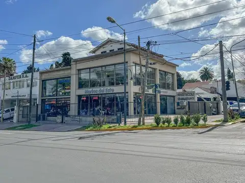 Local en Venta en Victoria, USD 770.000