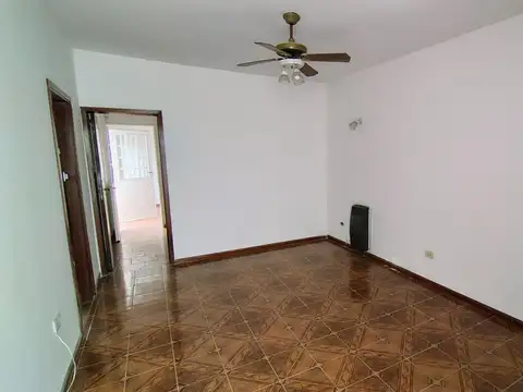 Depto Tipo Casa en Venta en Castelar Sur, USD 79.500