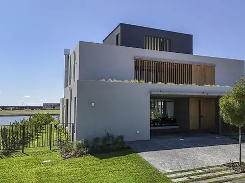 Casa en Venta de 5 dormitorios