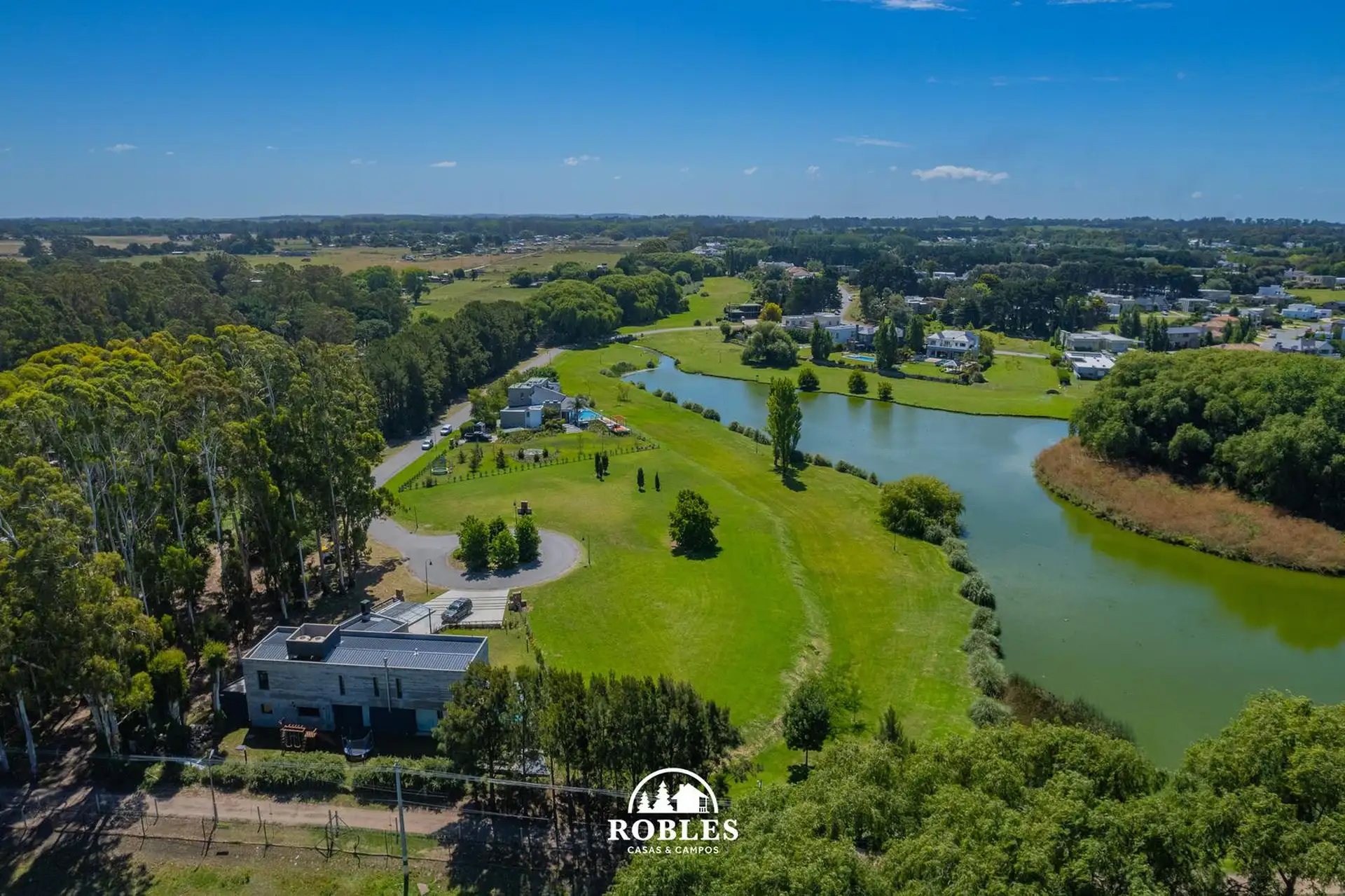 Excelente lote en sector Las Lomas del barrio Privado Rumencó.
