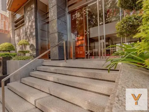 Departamento en venta - 4 Dormitorios 4 Baños - 182Mts2 - Lomas de Zamora