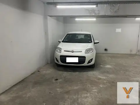 Cochera en venta - 12Mts2 - Lomas de Zamora
