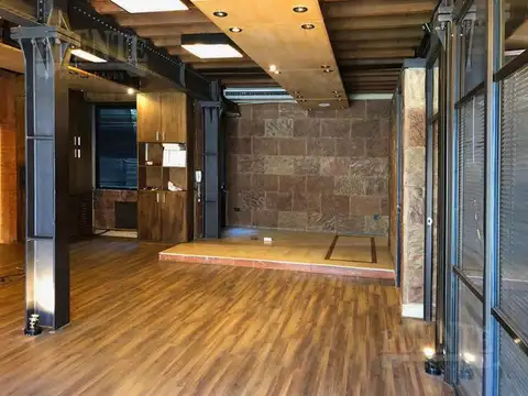 Alicia Moreau de Justo al 1000, Dock 7