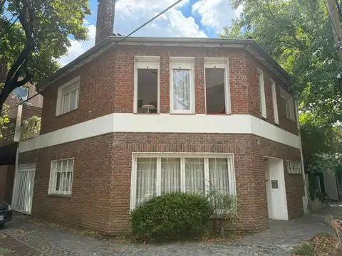 Dos viviendas en una sola propiedad – Ideal familia amplia o renta