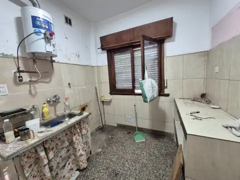 CASA 3 AMB SOBRE TERRENO 10 X 30