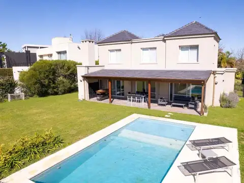 Casa en Alquiler en Haras Santa Maria, Countries y Barrios Cerrados en Escobar